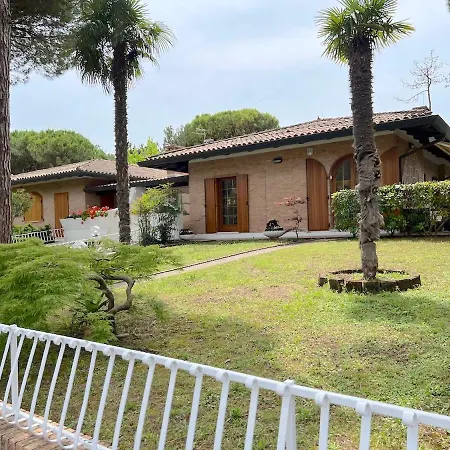 Villa Palm Lignano Sabbiadoro