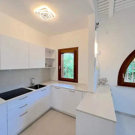 Palm Villa *